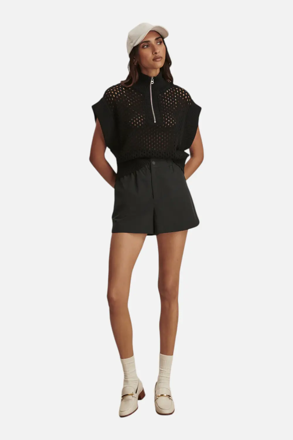 Varley Women's Nila Mid Rise Short 3.5" In Black 1