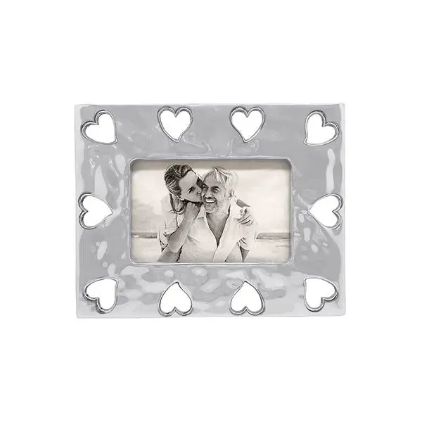 Mariposa Open Heart Border 4X6 Frame 1
