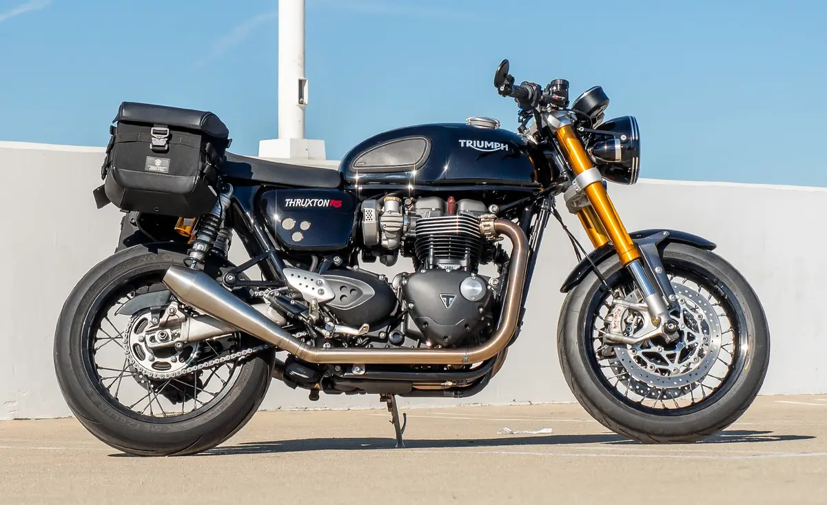 10L - Incognito Quick Mount Small Triumph Thruxton Rs Solo Saddlebag (Right Only) 2