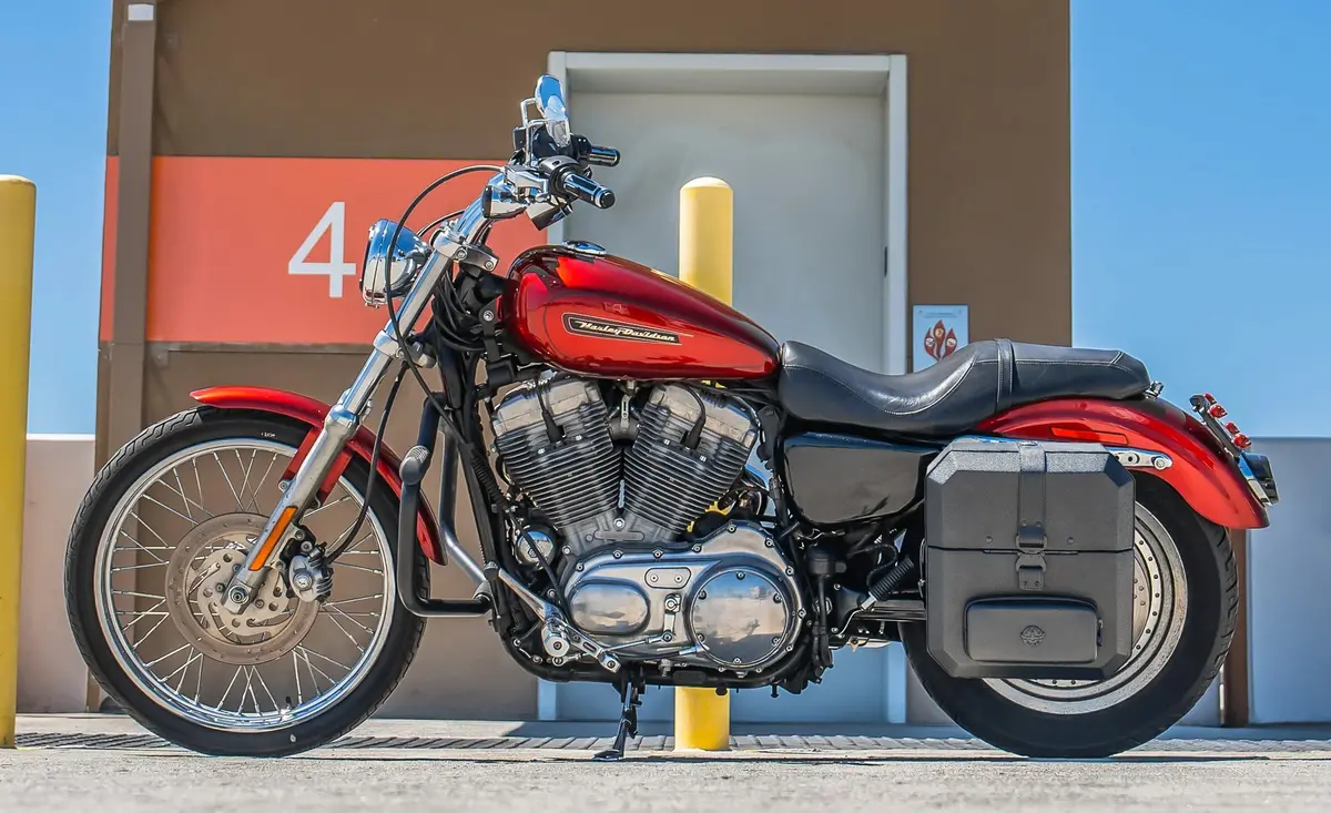 15L - Outlaw Quick Mount Medium Harley Sportster 883 Custom Xl883c Hard Solo Saddlebag (Left Only) 2