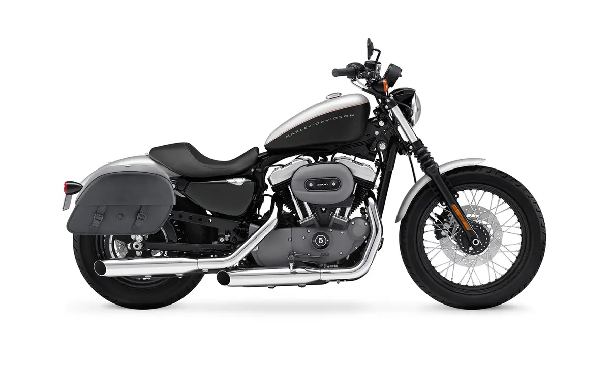 32L - Baelor Large Hard Mount Shock Cutout Saddlebags For Harley Sportster 1200 Nightster Xl1200n 2