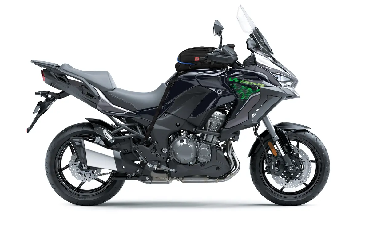 7L - Apex Kawasaki Adv Touring Tank Bag With Hydration Pack 2