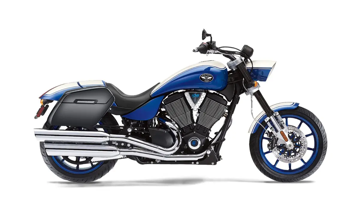 42L - Baldur Extra Large Victory Hammer Painted Motorcycle Hard Saddlebags 2