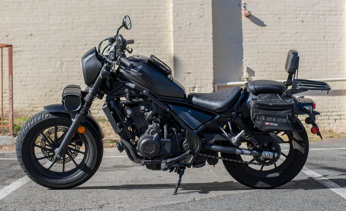 18L - Patriot Medium Honda Rebel 500 Throw Over Saddlebags 2