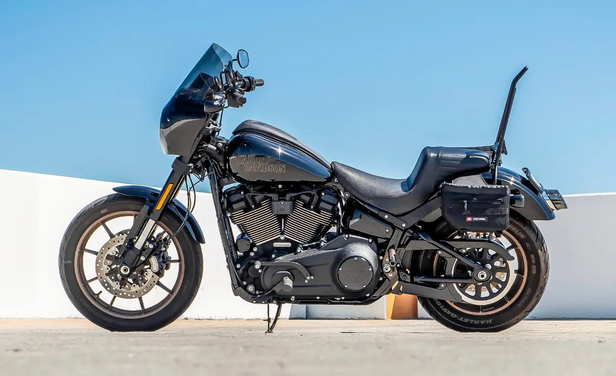 10L - Patriot Small Throw Over Saddlebags For Harley Softail Low Rider S Fxlrs 2