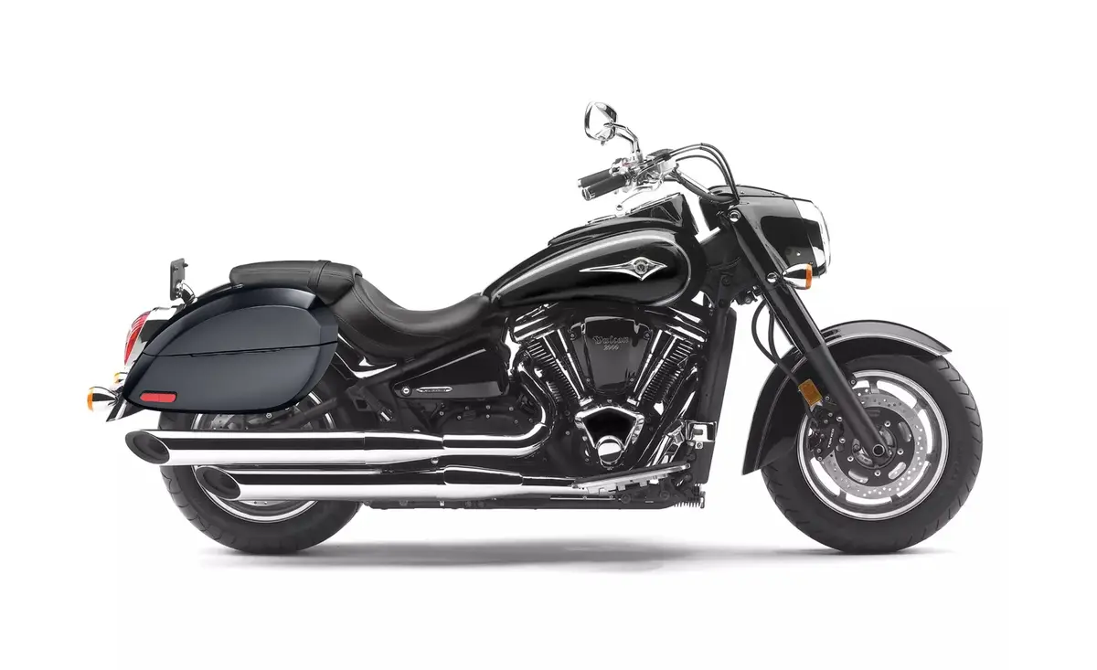 28L - Phantom Large Kawasaki Vulcan 2000 Vn2000 Painted Motorcycle Hard Saddlebags 2